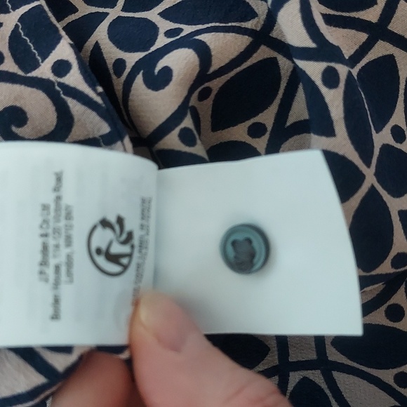 Boden Sienna 100% Silk Blouse Long Sleeve Shirt Top Button Up - Picture 5 of 5